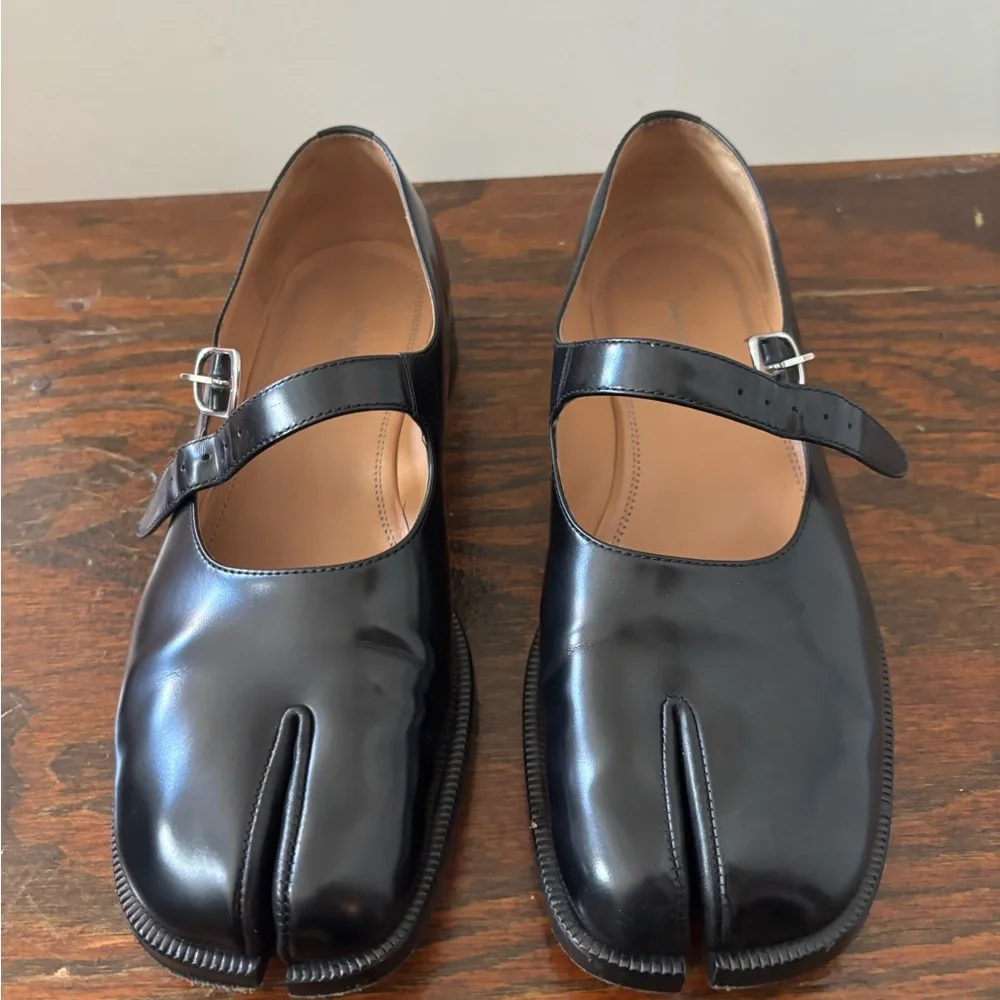 Maison Martin Margiela Black Mary Jane Tabi Shoes - Picture 1 of 6